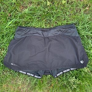 Pearl Izumi biking skort, size XL